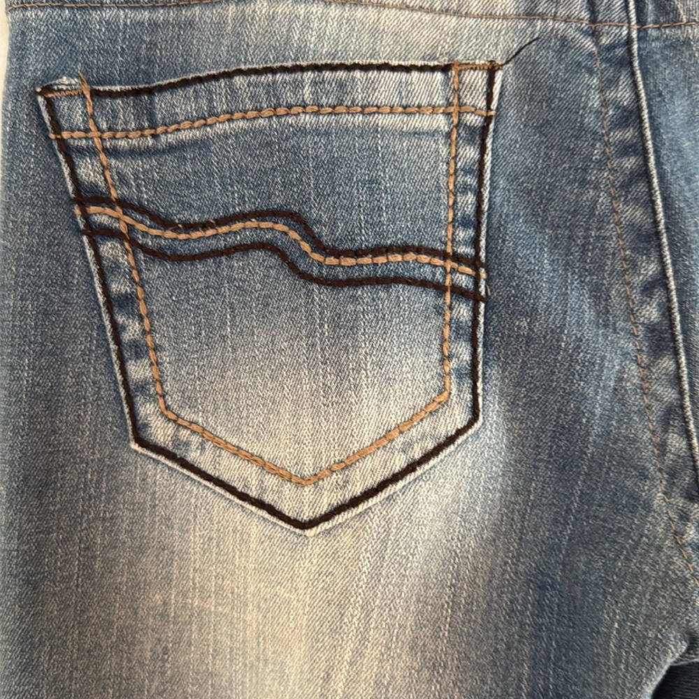 NWT RED RIVET flared jeans - Picture 4 of 5